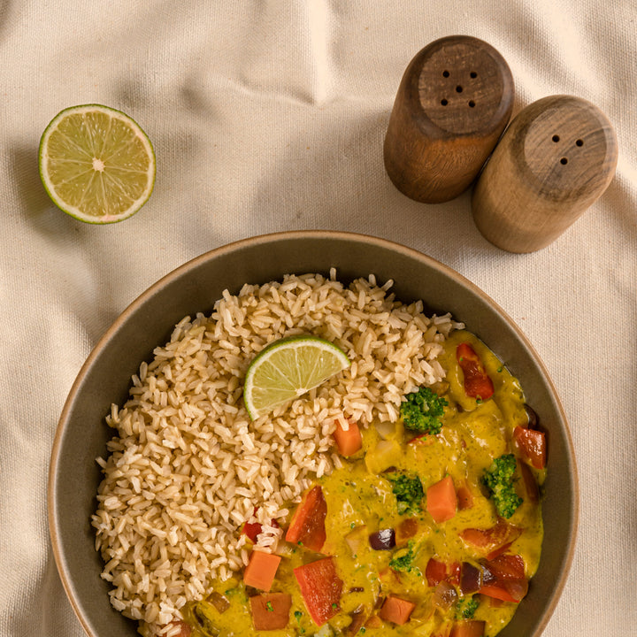 Süßkartoffel-Gemüse-Curry mit Naturreis (Bio)